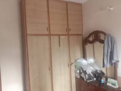 4.25 Marla Flat for sale in Mustafa Town.