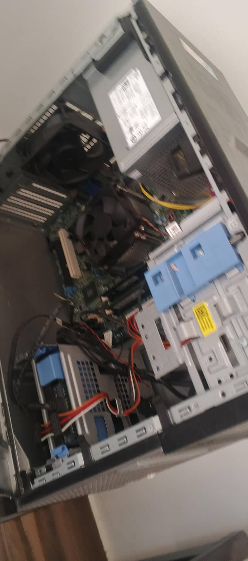 CPU,mointer, keyboard,mouse 2