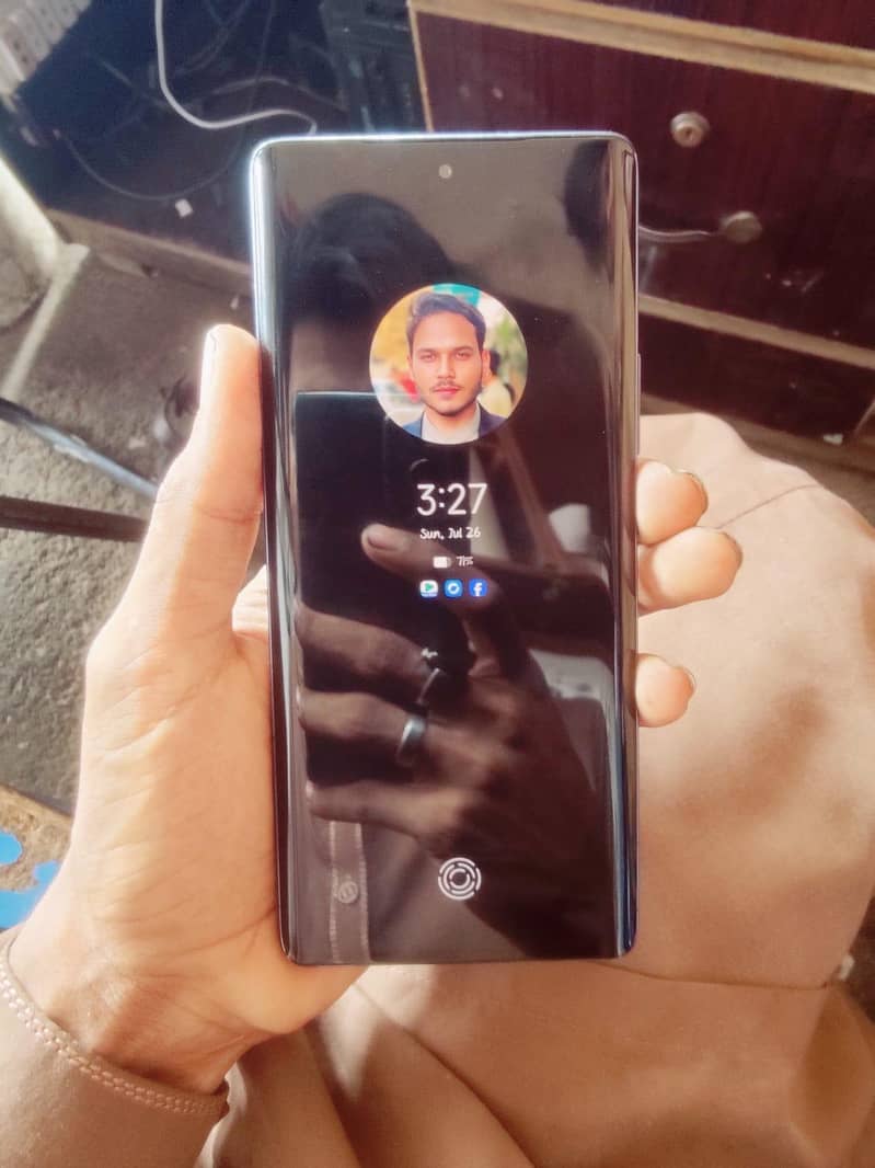 Camon 30s 1