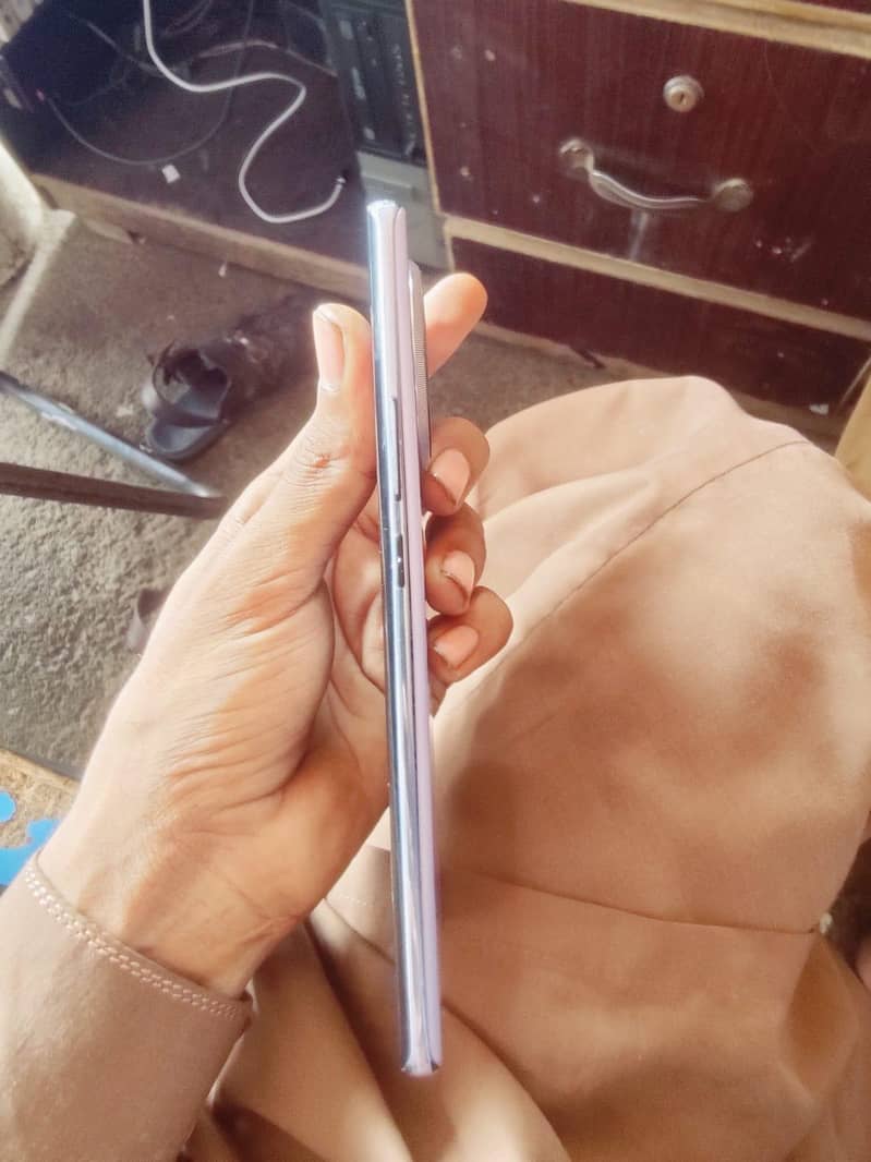 Camon 30s 3