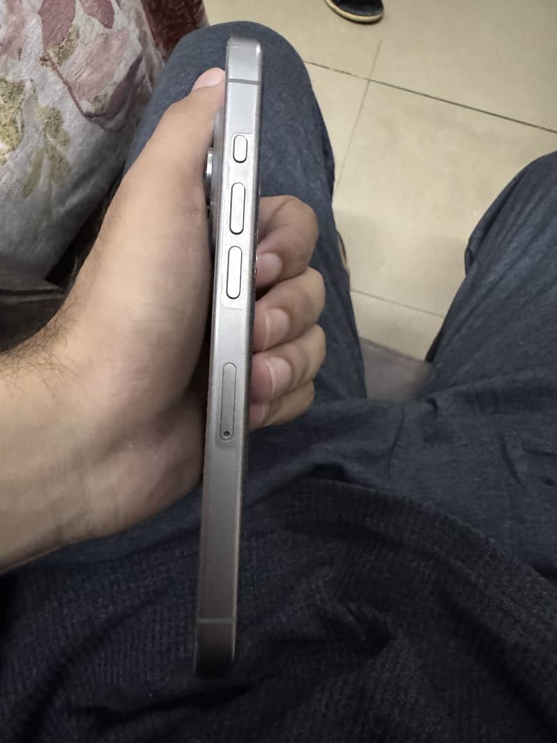 Iphone 15 pro 3