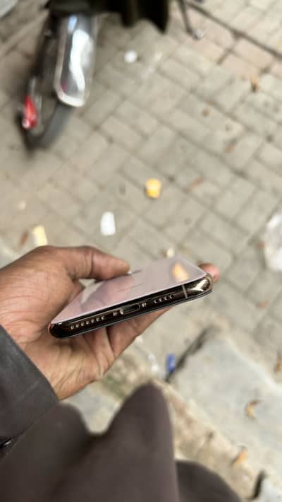 iPhone XS Max max pta approved