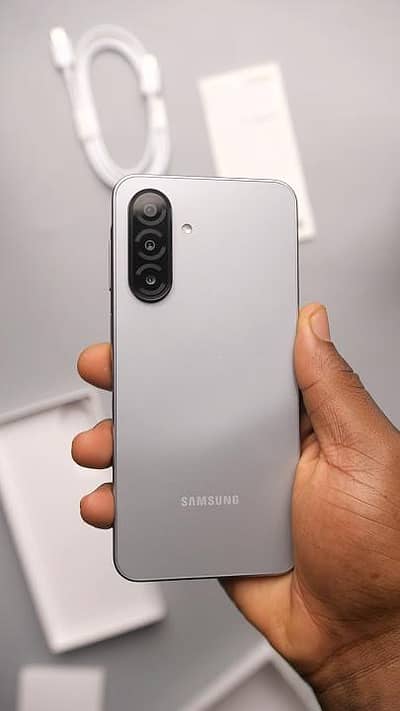Samsung Galaxy A17 With Original Cabel and 65W Original Adapter