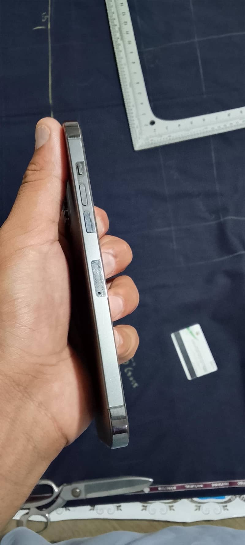 Apple iPhone 12 Pro Max 4