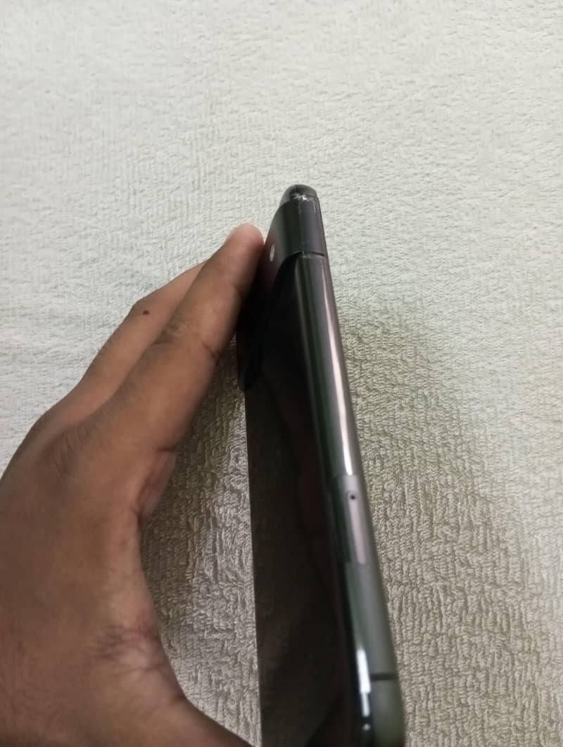 Google Pixel 8 3