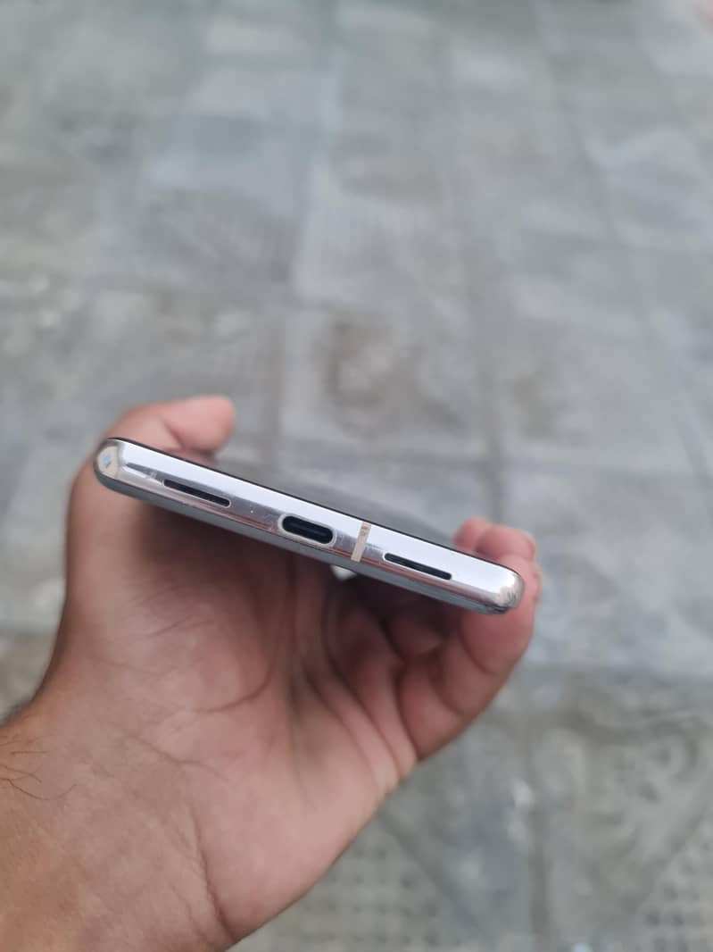 Google Pixel 7 Pro 2