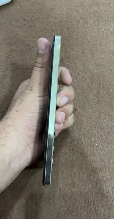 Vivo Y100