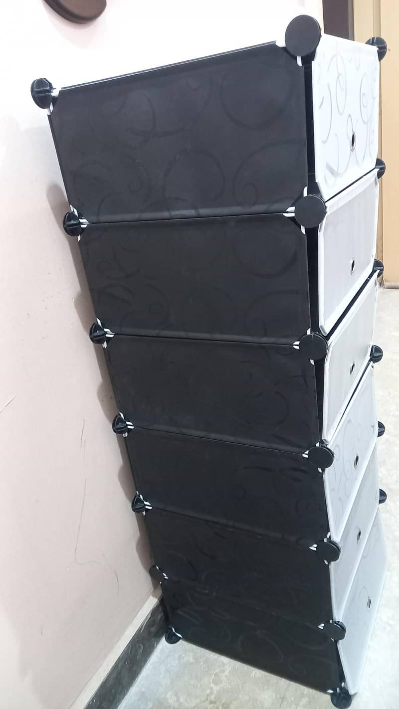 Shoe Rack & Mirror 12