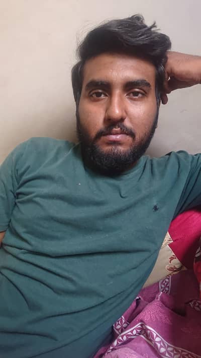 mujhe job ki need hai