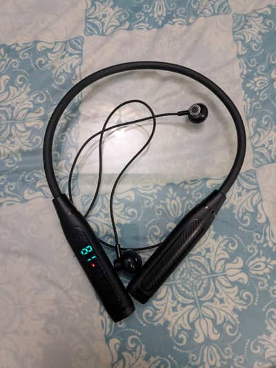 New Wireless Bluetooth LED display Neckband