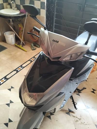 brand new Scotty like zero metre only 250 kilometers driven