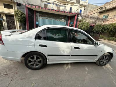 Honda Civic EXi 2005
