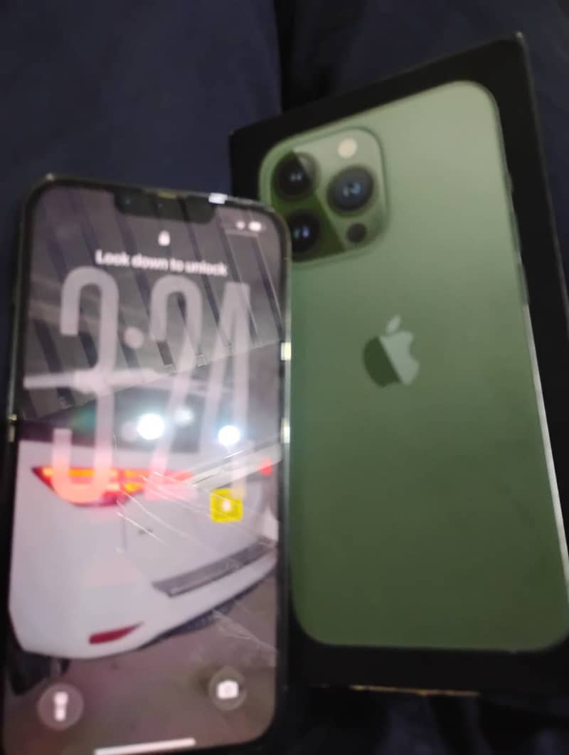 Apple iPhone 13 Pro 0