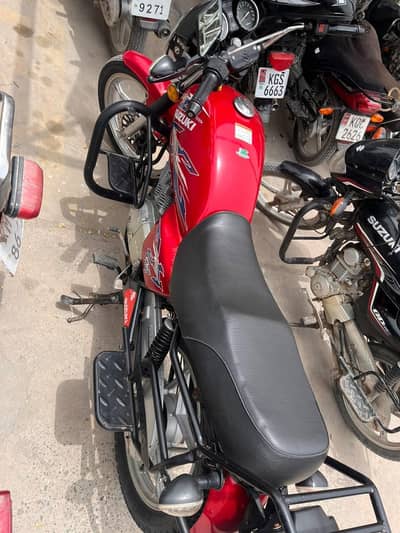 FOR SALE: SUZUKI GS 150 SE - 2022 MODEL - GENUINE CONDITION