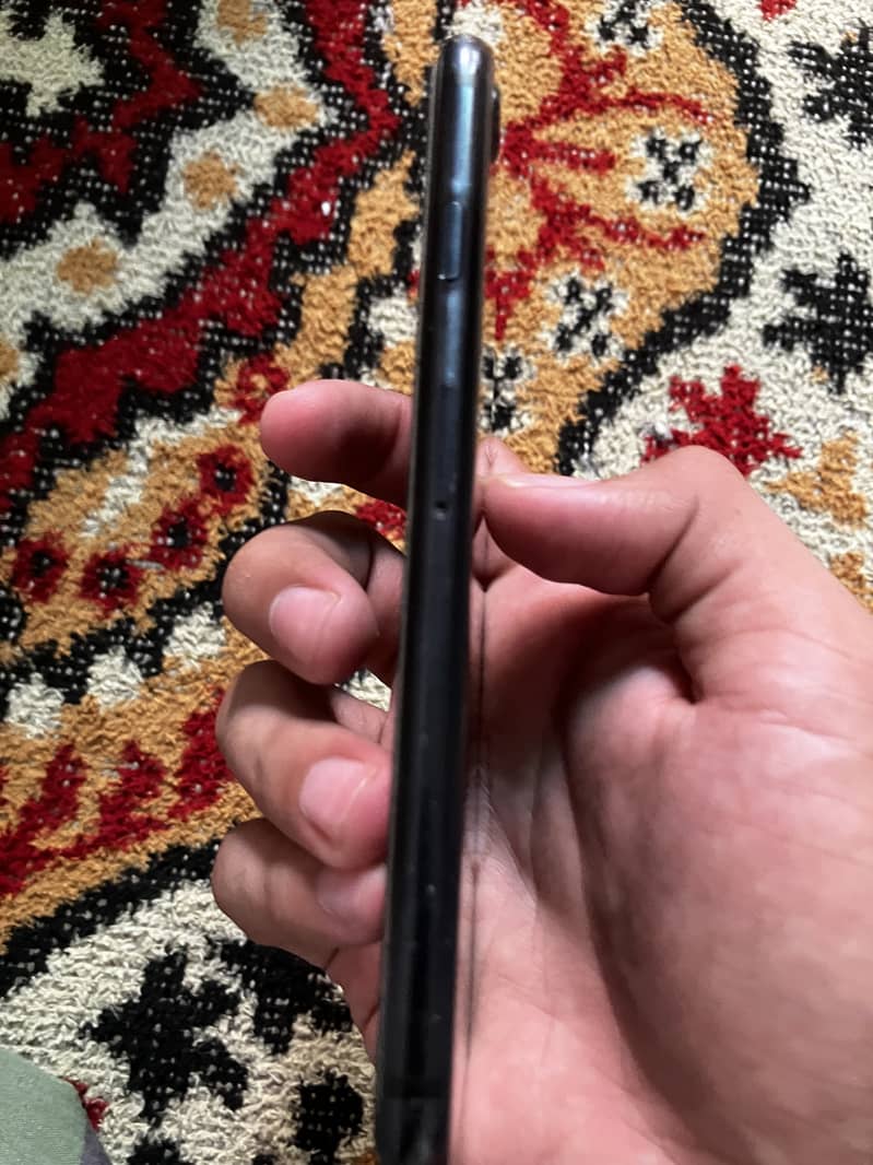 Apple iPhone SE 3