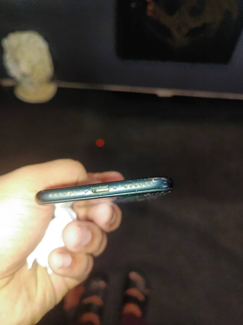 Apple iPhone 7 6