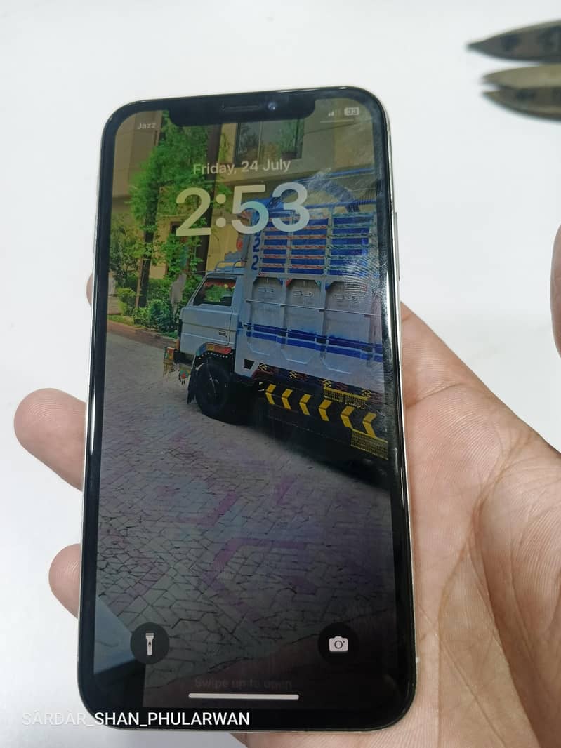 Apple iPhone X 1