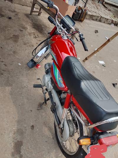 Honda CD 70 model 2017