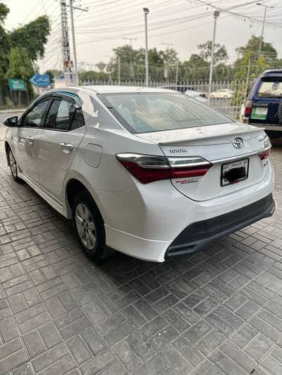 Toyota Corolla Altis 1.6 2015