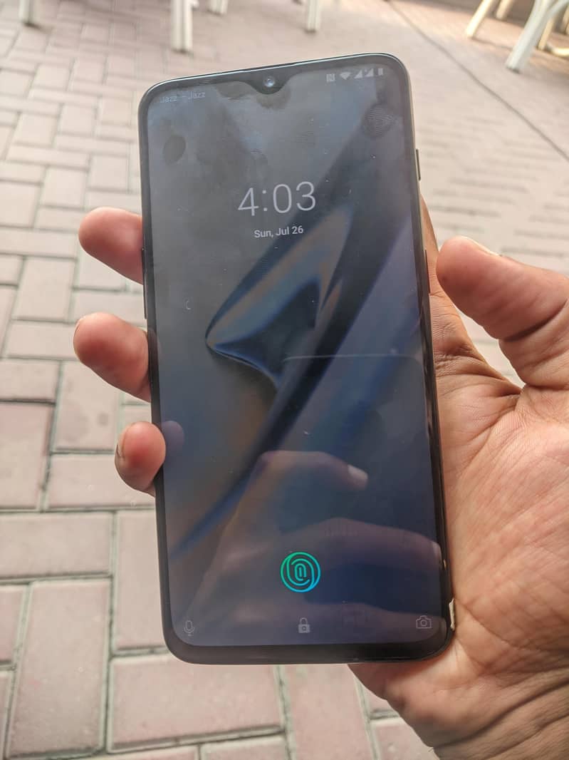 One Plus 6T 5