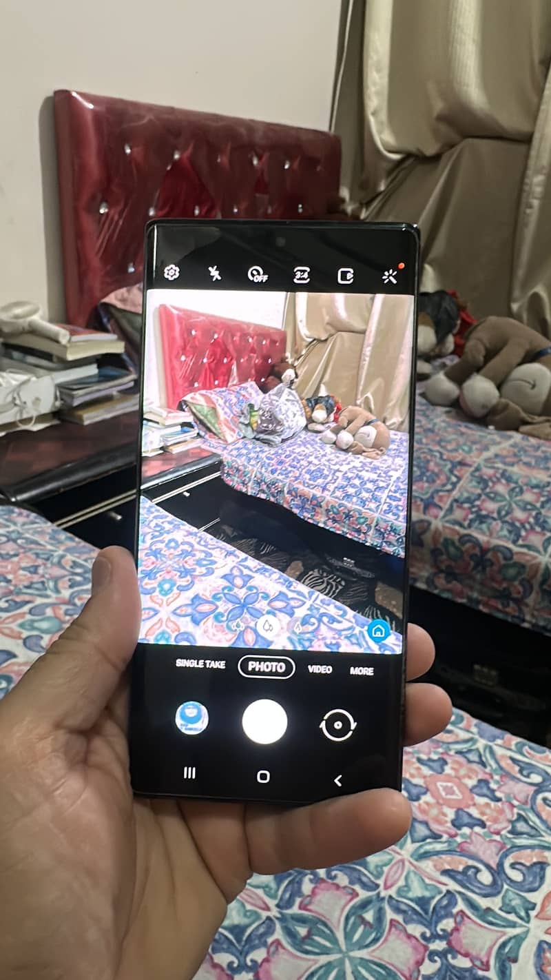 Samsung Mobile Note 10 Plus 6