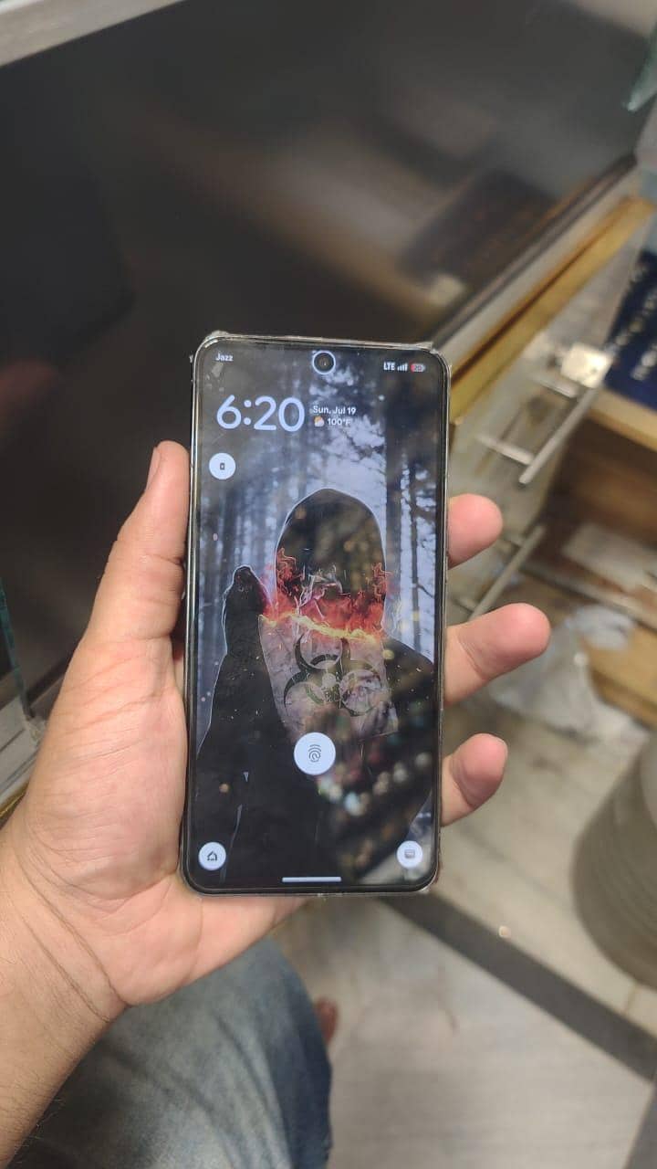 Google Pixel 8 Pro 6