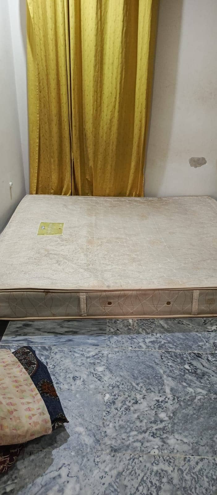 Bed , almari , sofa , dressing , 7