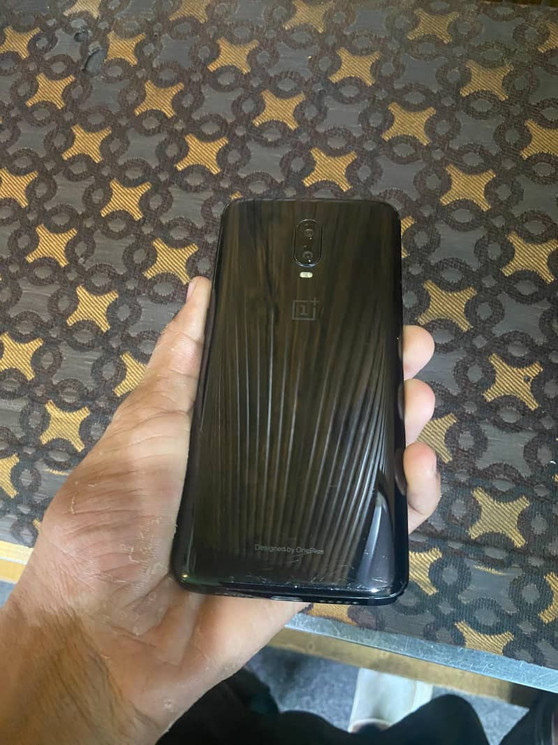 One Plus 6T 3