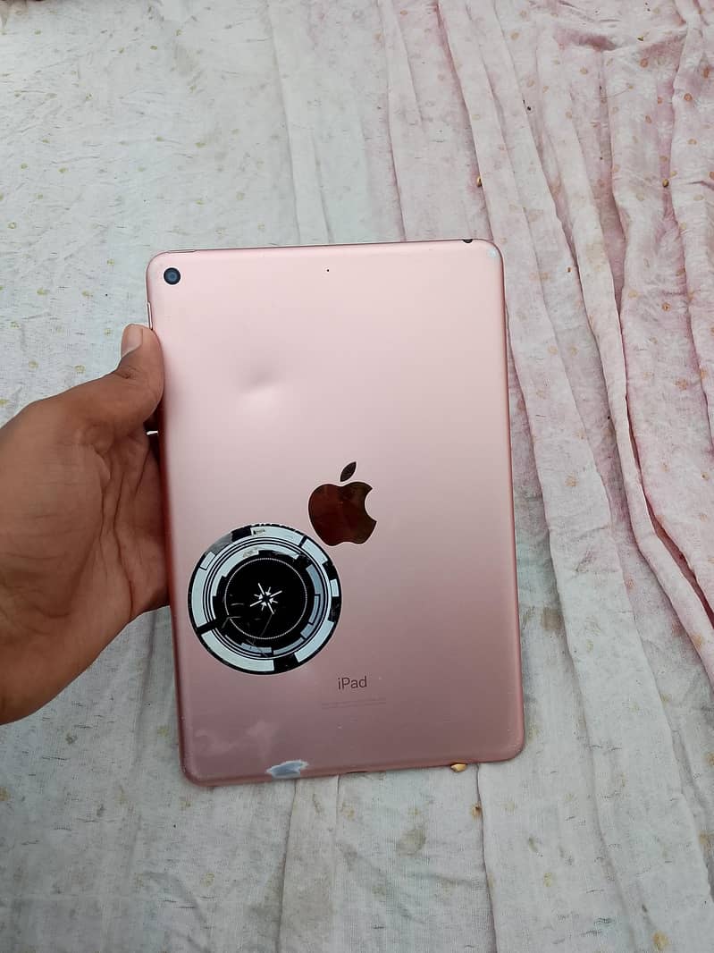 IPAD MINI 5th generation 3
