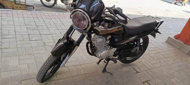 Yamaha ybz 125 Excellent Total Geniuen condition Bike
