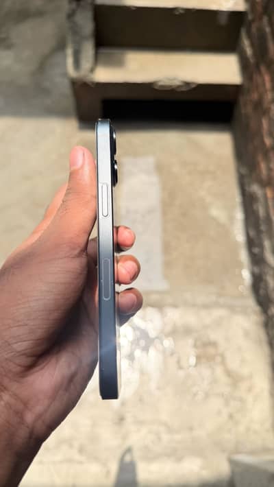 iPhone 13 jv