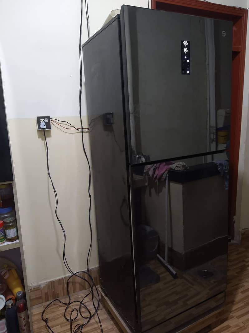 refrigerator 0