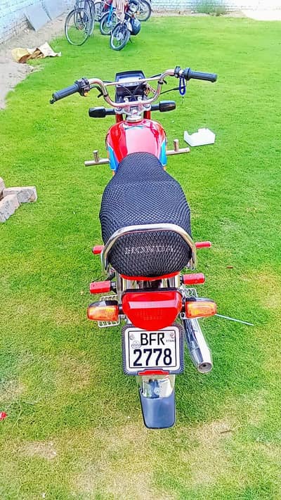 new bike CD 70