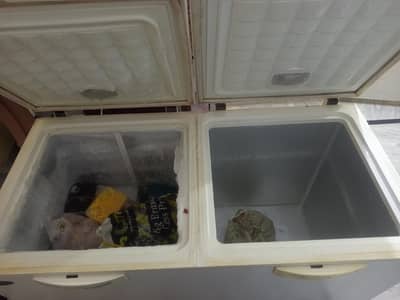 Waves double door D freezer Good condition