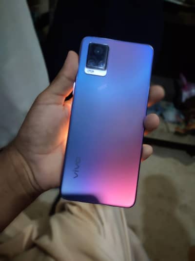 Vivo V20