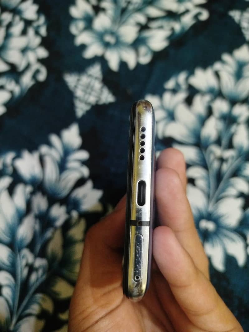One Plus 7T 3