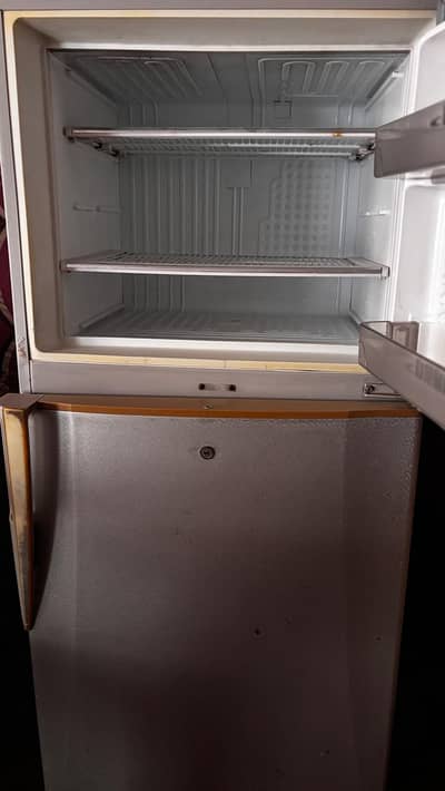 Dawlance Double Door Refrigerator – Good Working Condition Urgent Sale