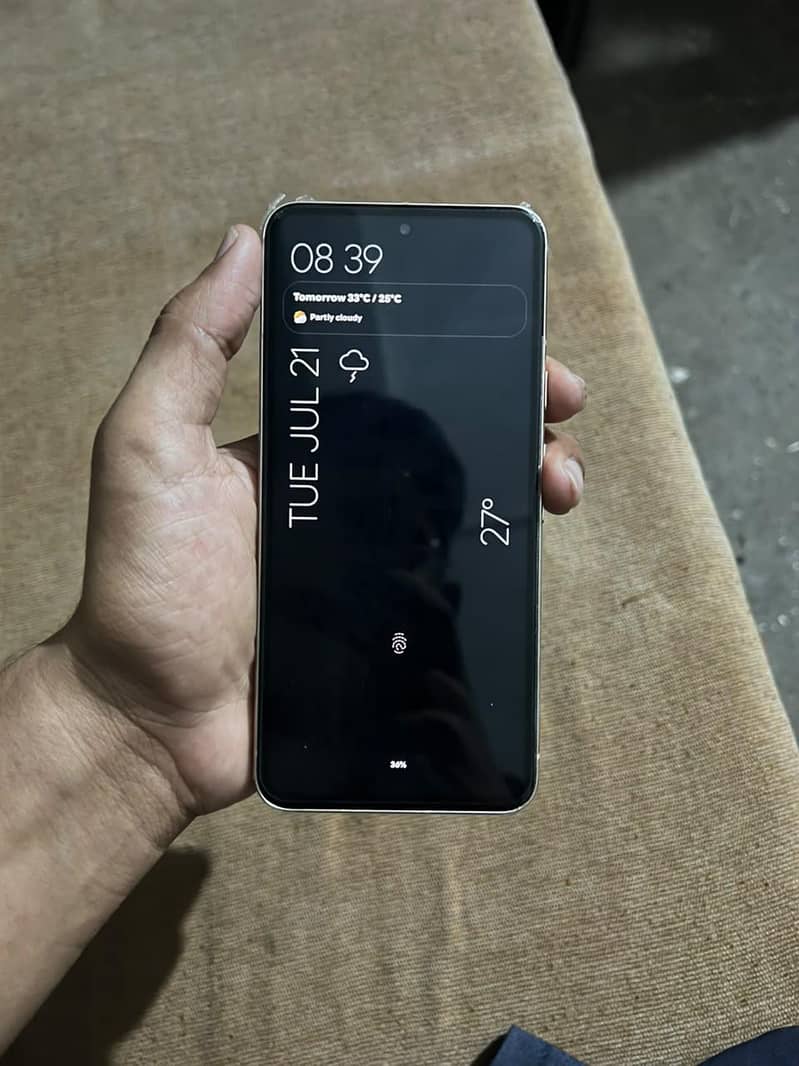 Google Pixel 8 1