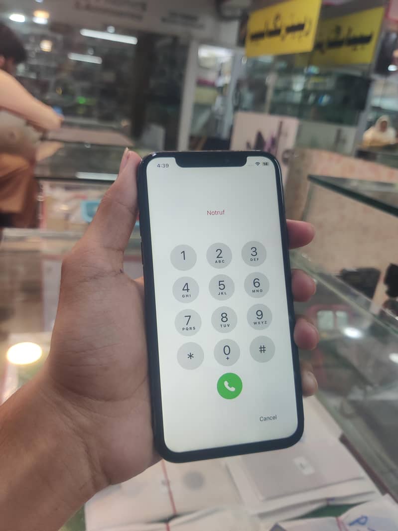 Apple iPhone X 1