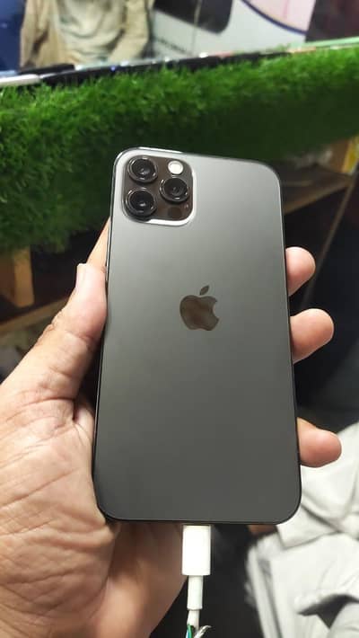 Apple iPhone 12 Pro
