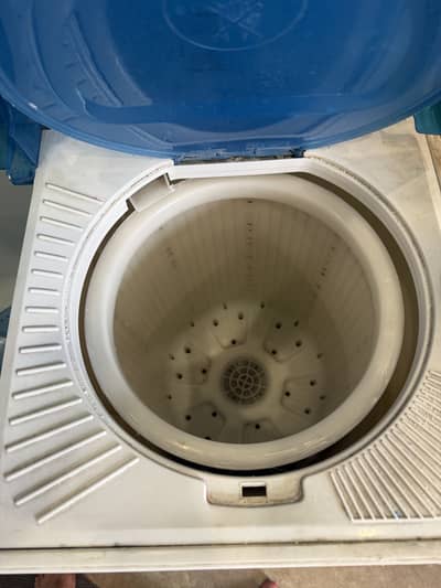 Dawlance DW-8500 HZP Model Used Washing and Dry Machin