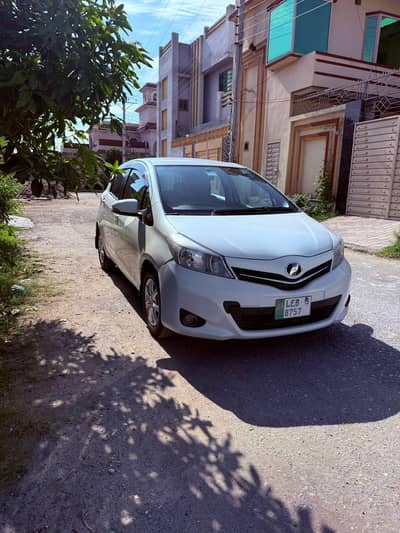 Toyota Vitz Jewela 2011/ 2015