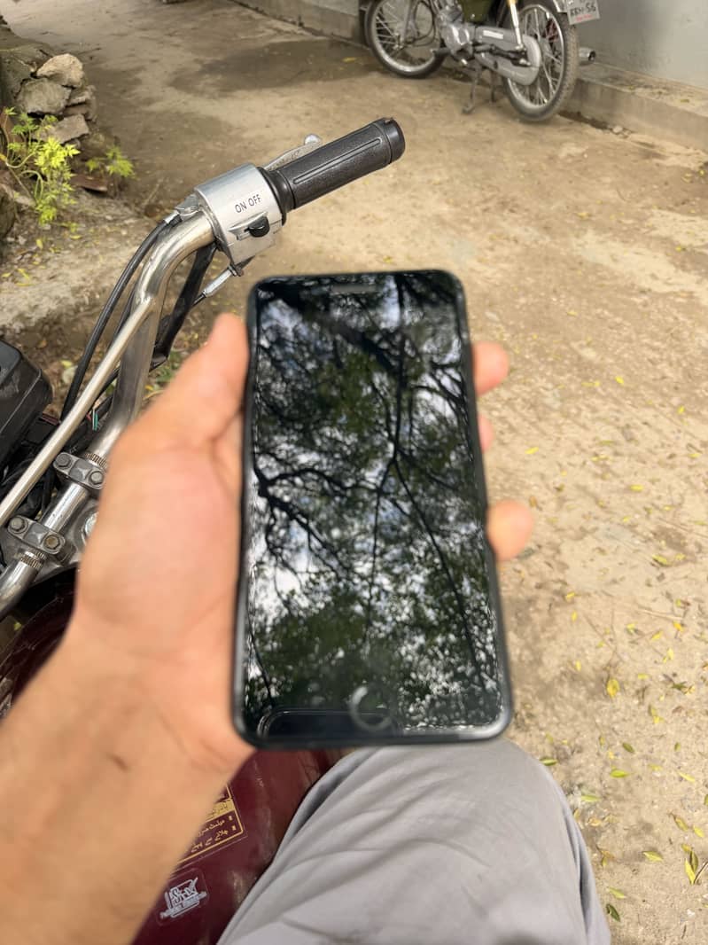 Apple iPhone 7 Plus 7