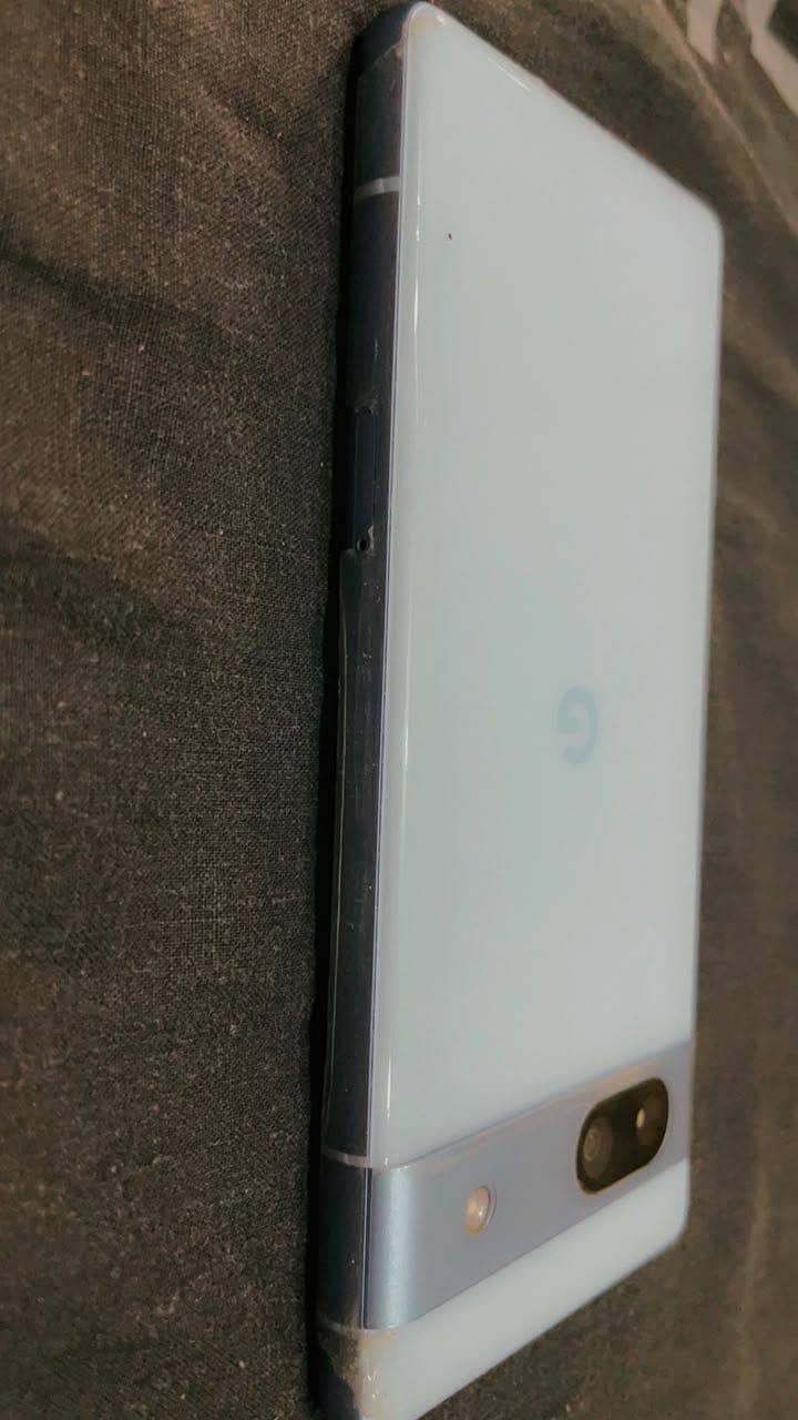 Google Pixel 7a 2