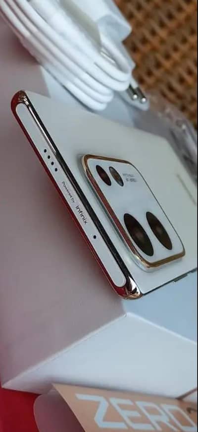 Infinix Zero 30
