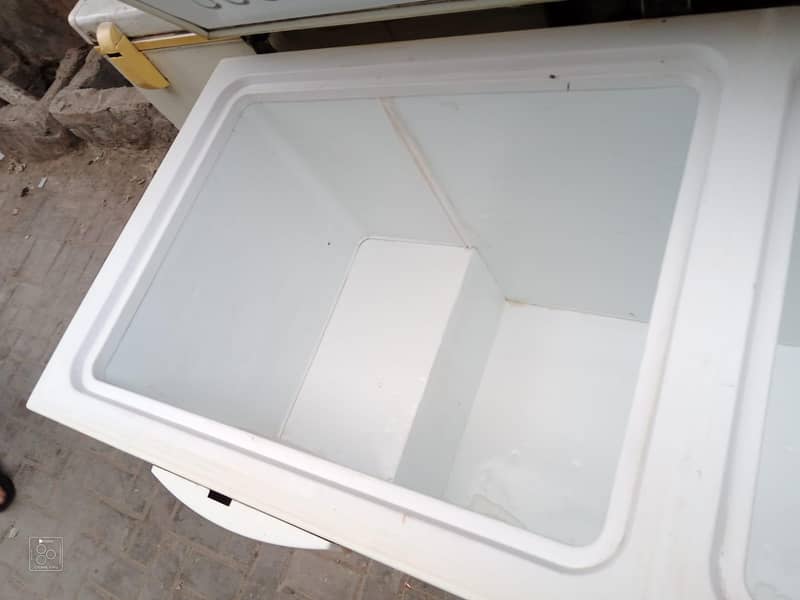 waves deep freezer 2