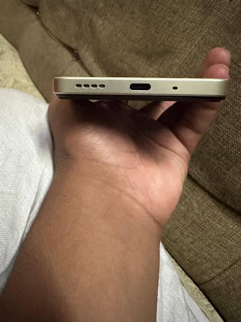 Realme C75 3