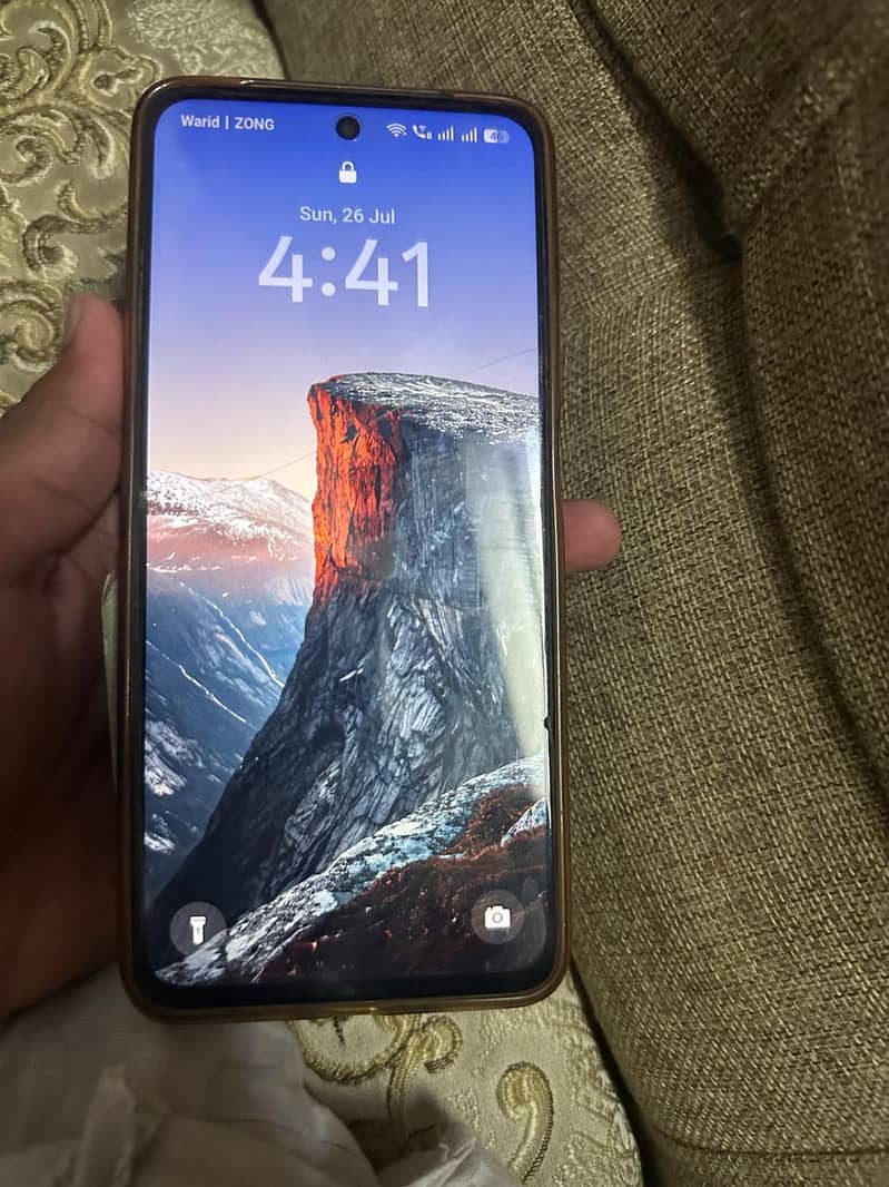 Realme C75 4