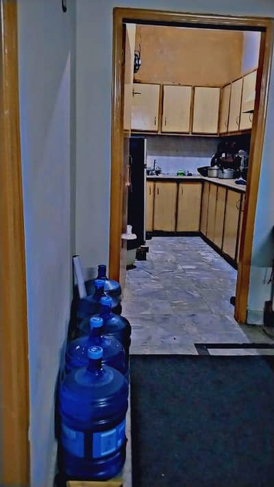 Girls Hostel G-8 Islamabad|bed space and rooms for female docs,student