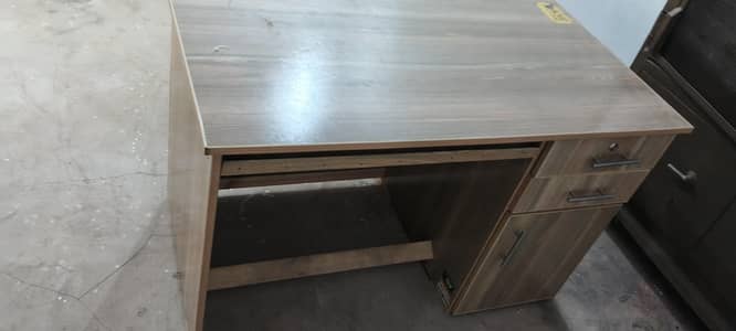 office Table new